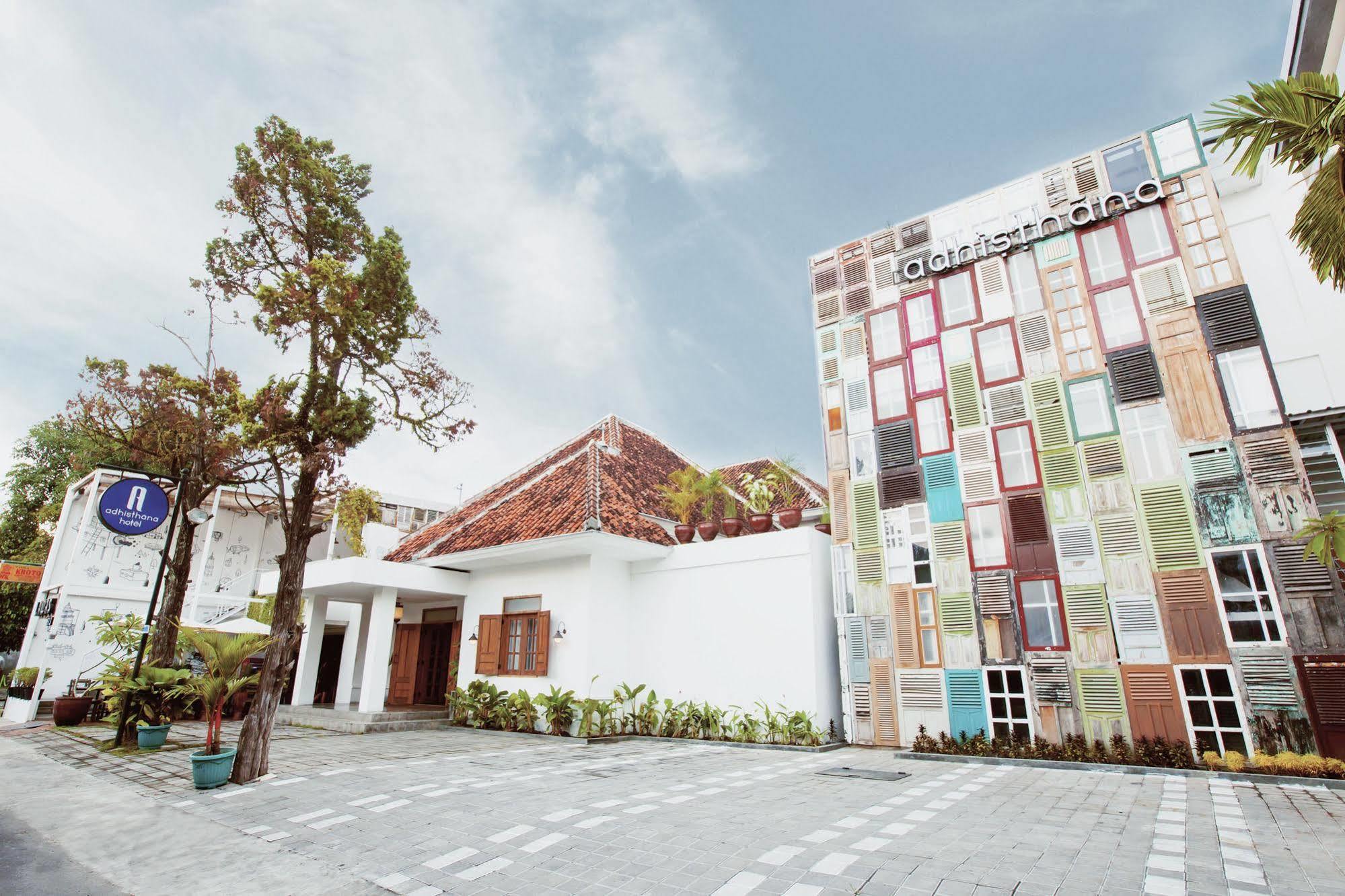 Hotel Adhisthana Yogyakarta
